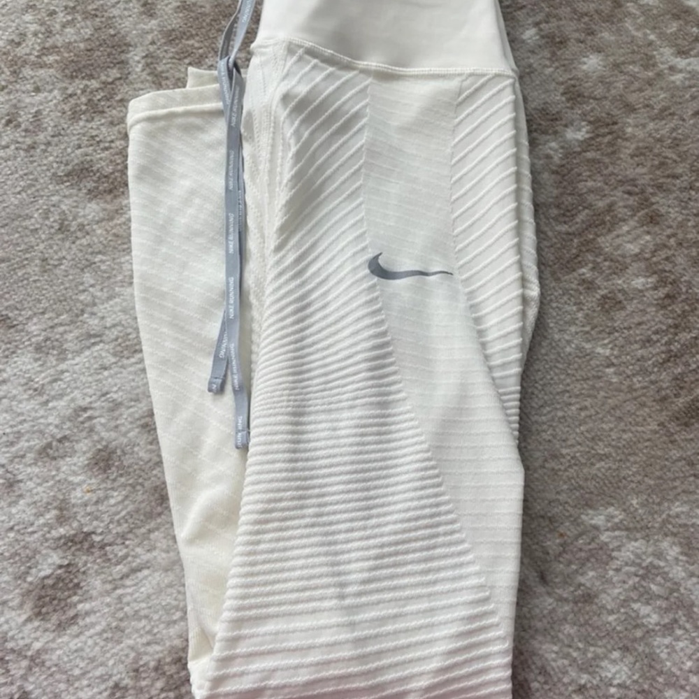 Woman’s dri-fit Nike running leggings